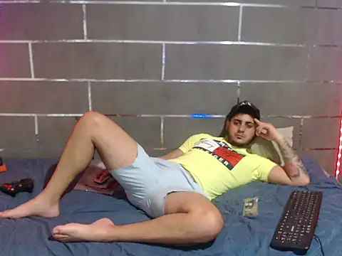 Snapshot of xxxxhotxoxo chatting on May 14, 2026, 6:20 am xxxxhotxoxo online show from May 14, 2026, 6:20 am