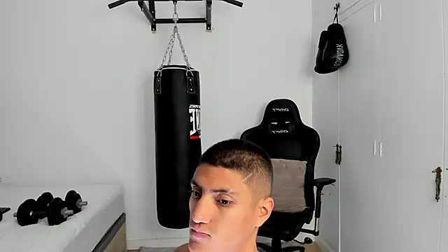 dan01  online show from October 13, 2025, 12:38 pm