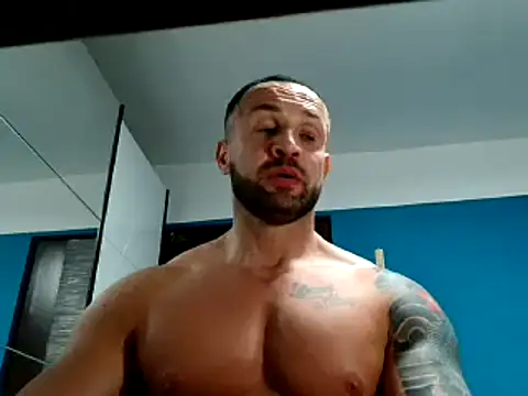Snapshot of Magnificmuscles89 chatting on March 12, 2025, 9:24 pm Magnificmuscles89 online show from March 12, 2025, 9:24 pm
