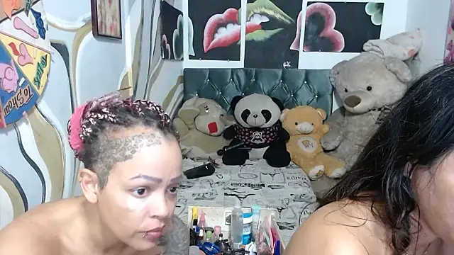 Snapshot of manzanahot9 chatting on June 2, 2026, 1:24 pm manzanahot9 online show from June 2, 2026, 1:24 pm