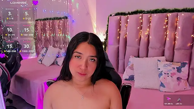 NikyBrookss online show from November 28, 2025, 11:57 am