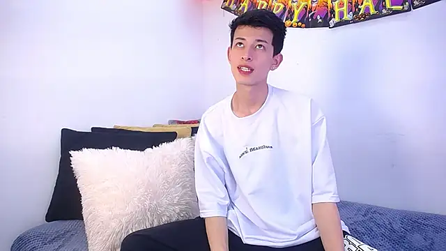 MaikCarver online show from October 7, 2025, 3:47 am