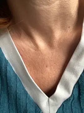 AnnikaRose online show from October 23, 2025, 7:07 am