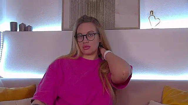 MariaNeumann online show from January 28, 2025, 6:27 am