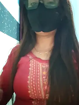 Aishwaryaa 69 online show from March 12, 2025, 3:07 pm