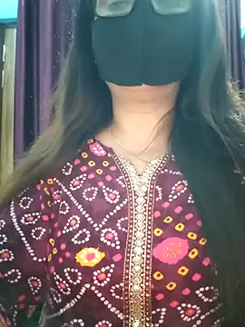 Aishwaryaa 69 online show from October 5, 2025, 4:05 pm