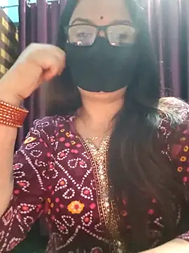 Aishwaryaa 69 online show from October 25, 2025, 4:24 pm