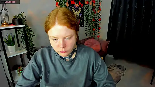 Cassie xKiss online show from February 27, 2026, 8:42 pm