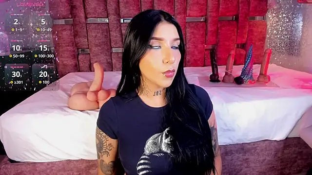 Snapshot of Leiaa_ chatting on May 10, 2026, 1:33 am Leiaa online show from May 10, 2026, 1:33 am