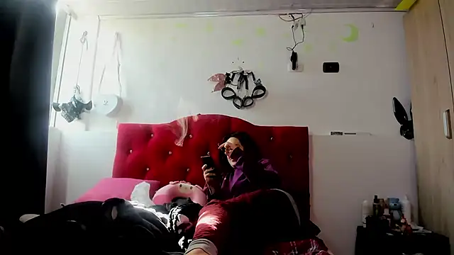 Sweet-Suck69 online show from January 4, 2025, 8:27 pm