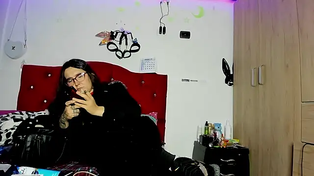 Sweet-Suck69 online show from January 8, 2025, 3:40 am