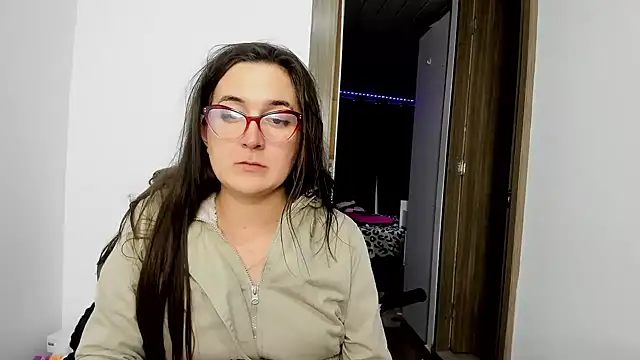 Sweet-Suck69 online show from February 11, 2025, 2:57 am