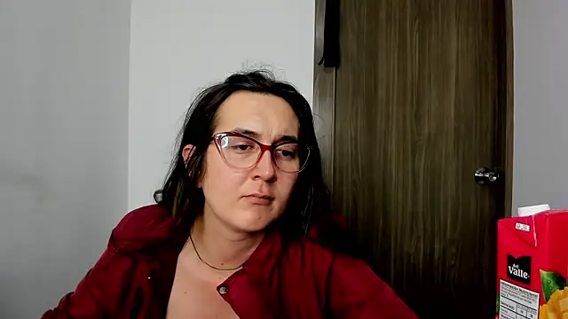 Sweet-Suck69 online show from February 24, 2025, 7:55 am