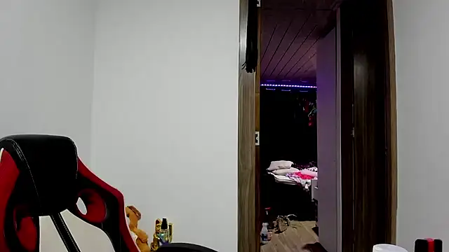 Sweet-Suck69 online show from February 27, 2025, 1:38 am