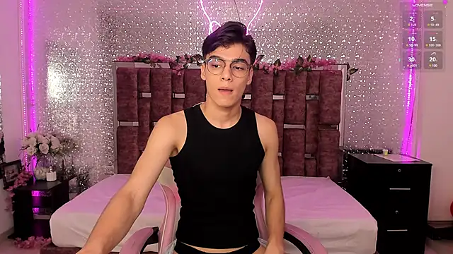 Gerony  online show from February 13, 2025, 5:05 am