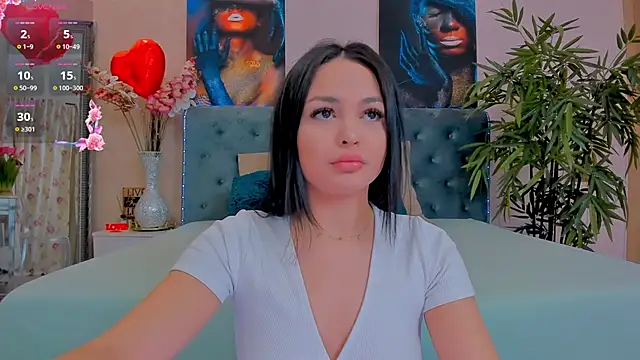 MichelleReys online show from March 10, 2025, 8:23 pm