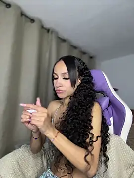 Miaa love6969 online show from February 7, 2026, 12:14 am