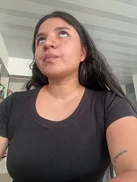 ayheleensexygirl1 online show from June 28, 2026, 10:27 pm