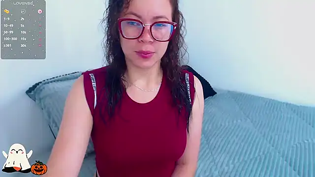 SharonR1 online show from October 15, 2025, 12:55 am