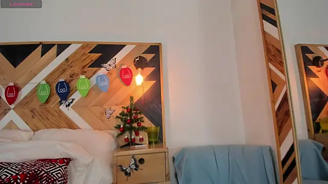 Kathaleiya Ozz online show from December 4, 2025, 7:55 pm