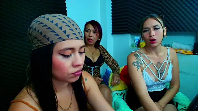 dannamomcerrat online show from January 21, 2025, 12:25 am