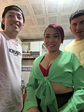 dannamomcerrat online show from February 22, 2025, 7:47 pm