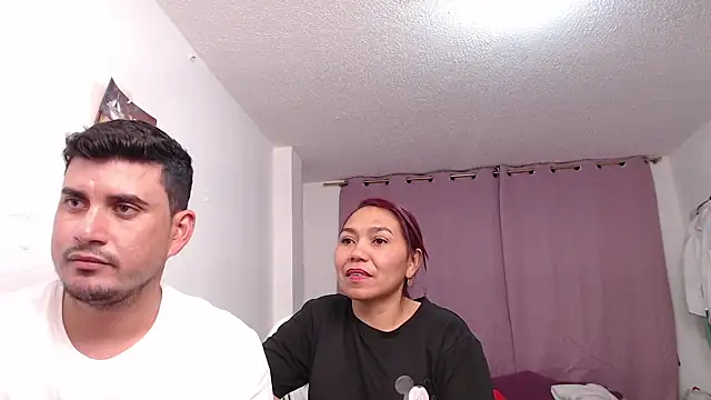 dannamomcerrat online show from March 16, 2025, 8:10 am