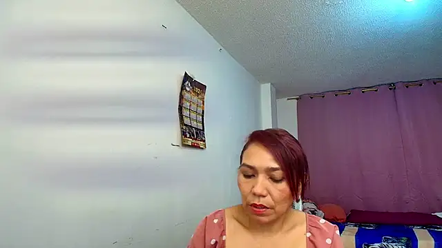 dannamomcerrat online show from March 18, 2025, 5:41 am