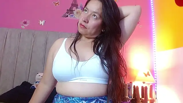 monickhot303av online show from October 3, 2025, 2:19 am