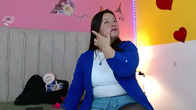 monickhot303av online show from October 6, 2025, 3:15 am