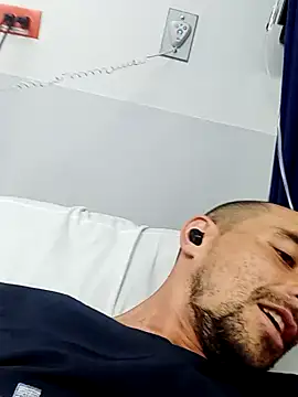 Snapshot of fire_menxxx001 chatting on December 2, 2024, 11:18 pm fire menxxx001 online show from December 2, 2024, 11:18 pm