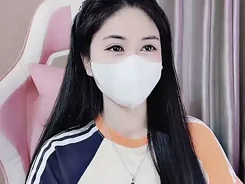  Lygn   online show from February 1, 2025, 9:40 pm