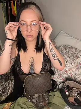 BunnyWilde online show from February 25, 2025, 12:03 am