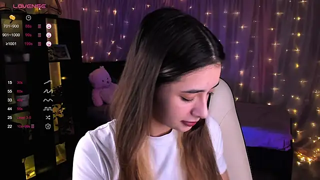 DarlaLike online show from December 9, 2024, 4:45 am