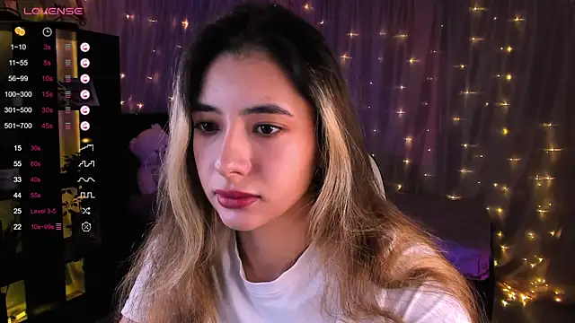 DarlaLike online show from December 10, 2024, 4:24 am