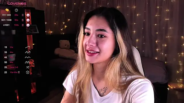 DarlaLike online show from December 24, 2024, 7:49 am