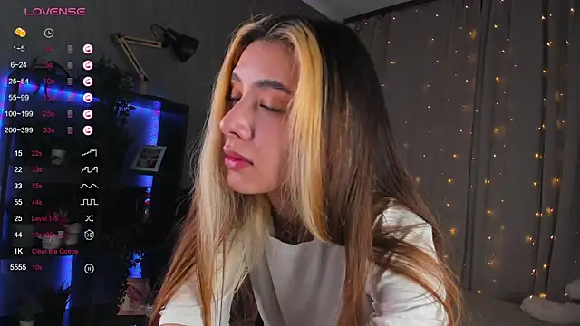 DarlaLike online show from March 12, 2025, 7:13 am