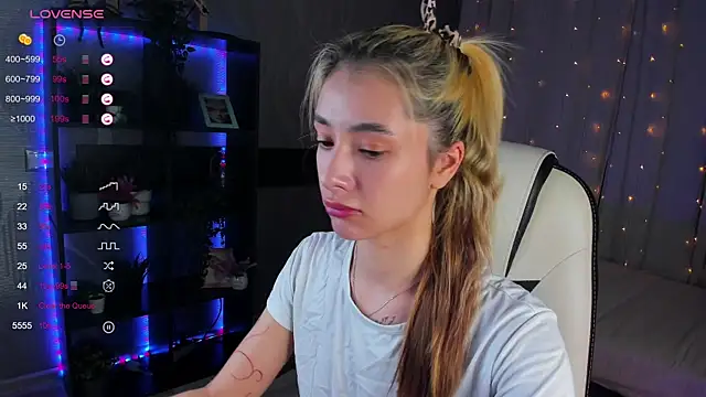 DarlaLike online show from March 16, 2025, 3:47 am