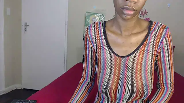 Blacktittiex02 online show from November 20, 2025, 9:14 pm