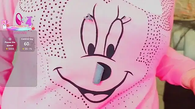 charlotte  G online show from October 19, 2025, 11:55 am