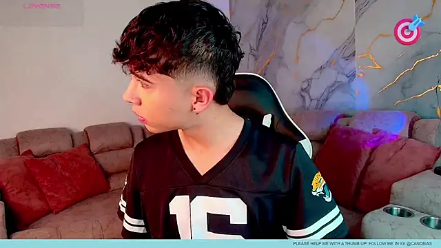 Niico Cruz online show from February 17, 2026, 10:05 pm