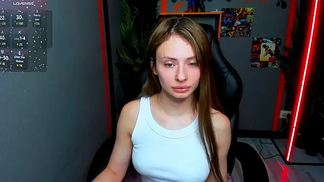 PollyMillees online show from July 16, 2026, 3:29 pm