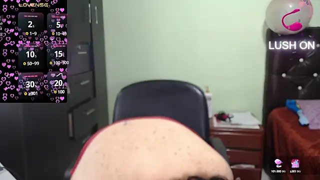 hairyglad69 online show from March 1, 2025, 2:02 pm