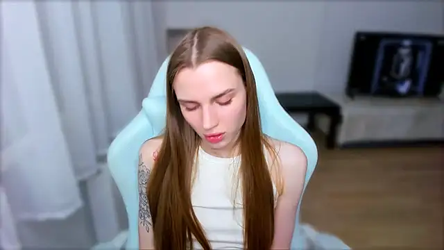 StellaLawless online show from February 12, 2025, 10:48 pm