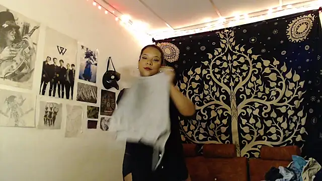 Kimber 666 online show from March 2, 2025, 12:31 am
