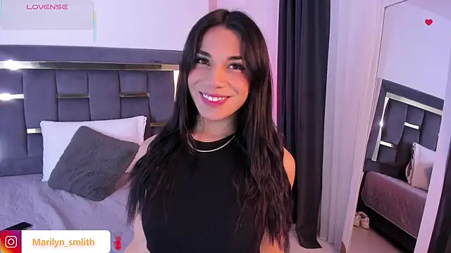 MarilynSmIith online show from January 13, 2026, 12:21 pm