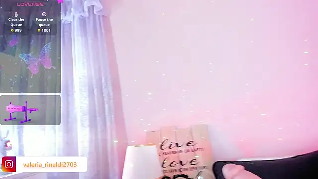 Snapshot of valeria_rinaldi2703 chatting on June 11, 2026, 4:10 am valeria rinaldi2703 online show from June 11, 2026, 4:10 am