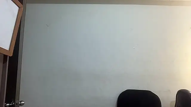Snapshot of bob_petterson chatting on January 8, 2025, 9:34 pm bob petterson online show from January 8, 2025, 9:34 pm