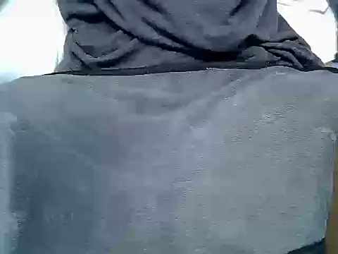 EbonyVallerin online show from October 8, 2025, 8:50 pm