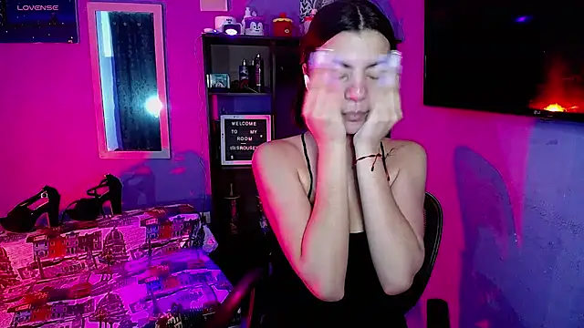 IsisRouse online show from November 26, 2025, 2:45 am